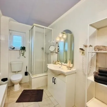 NEU Apartmenthaus-Usedom Familie Stopp Kajüte 8 -Balkon-strandnah