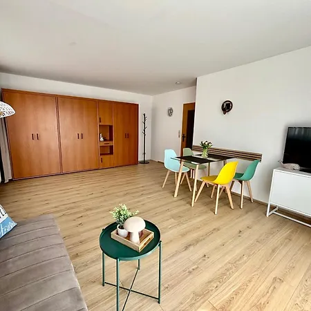 Apartamento NEU Apartmenthaus-Usedom Familie Stopp Kajüte 8 -Balkon-strandnah Kolpinsee
